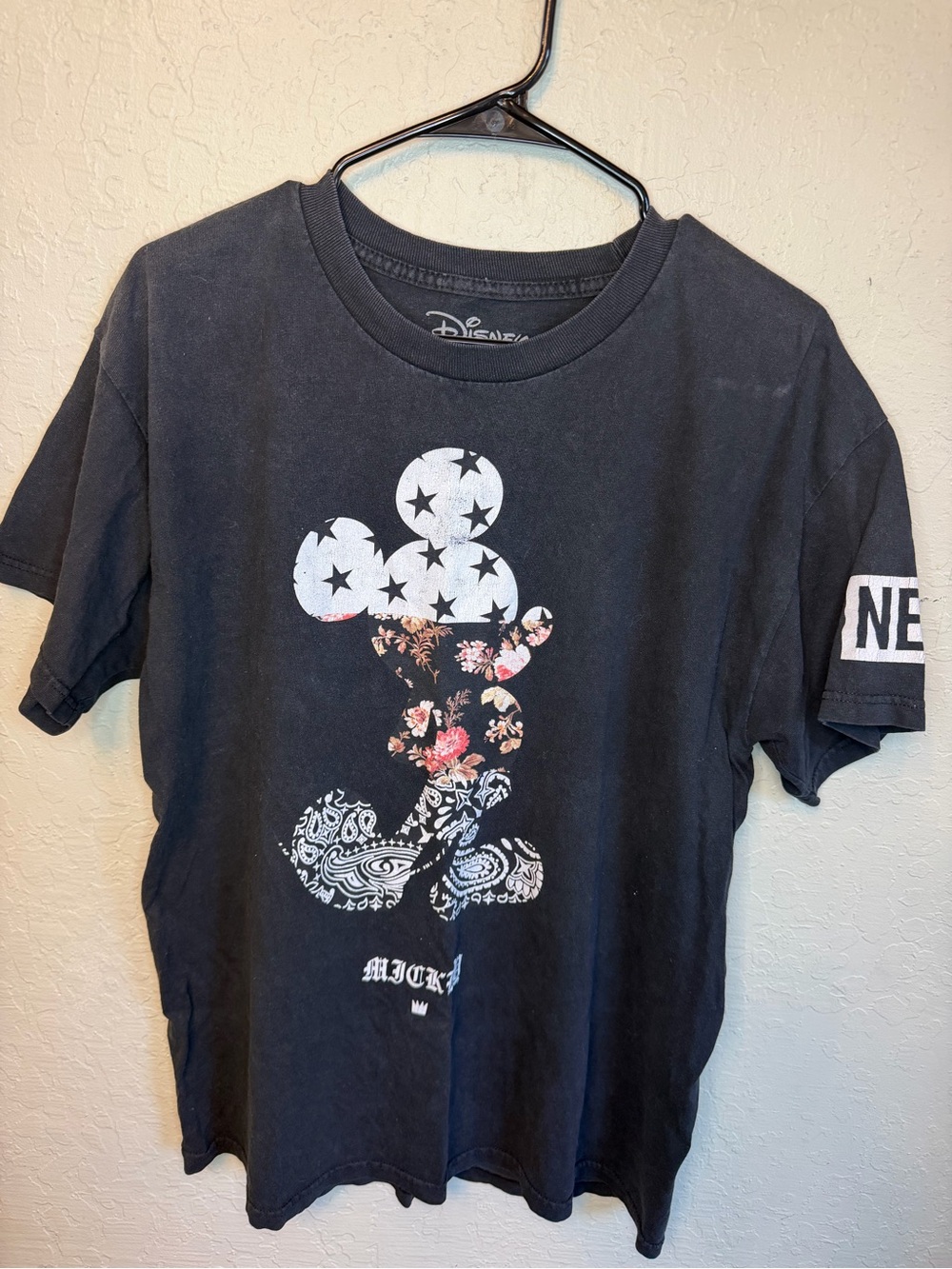 Disney Neff Mickey Shirt